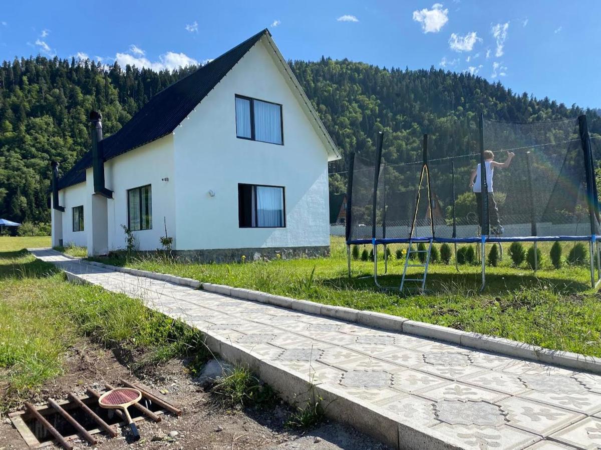 Апартаменты White House Near Borjomi Sadgeri Экстерьер фото